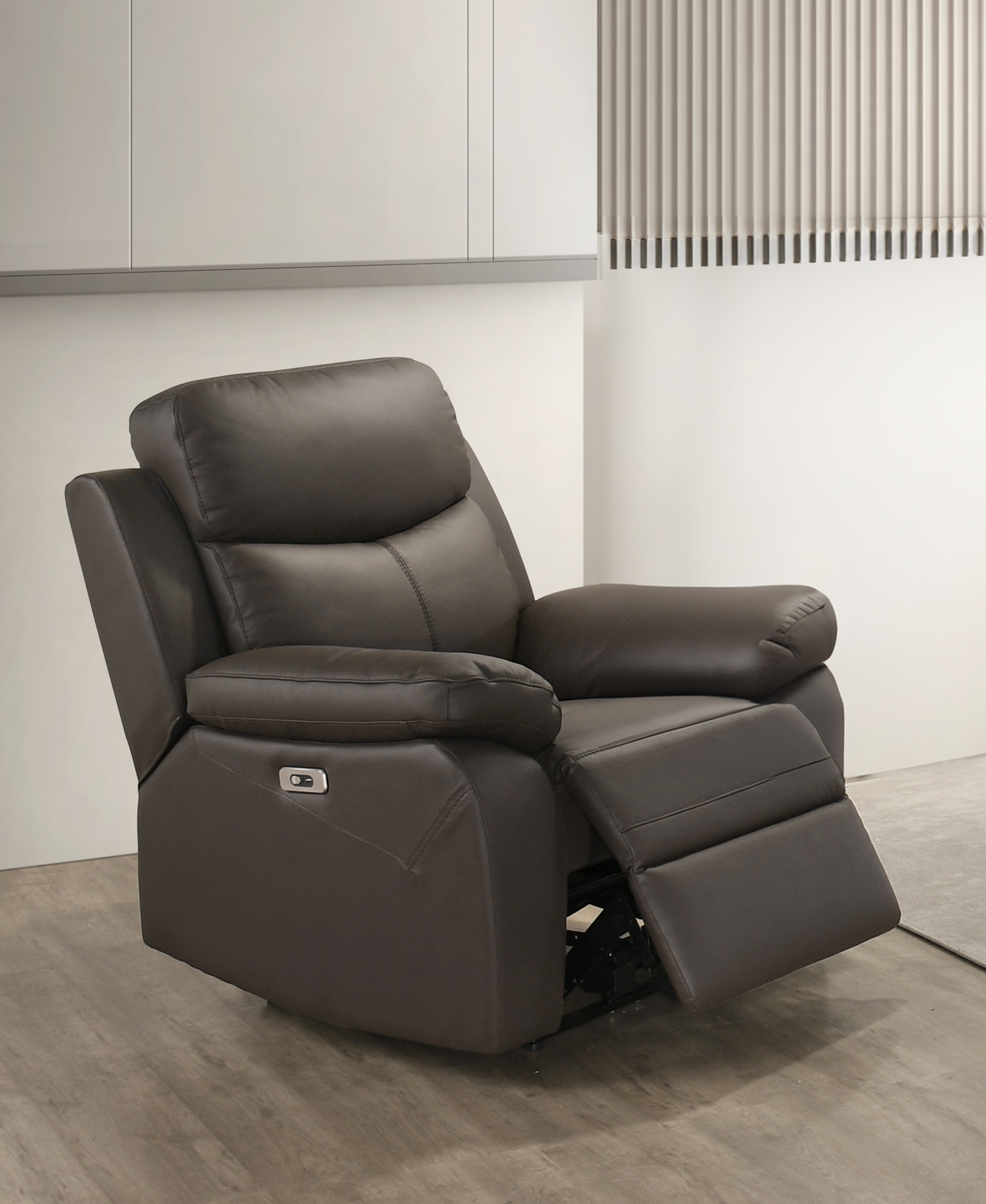 IF-8131 Recliner