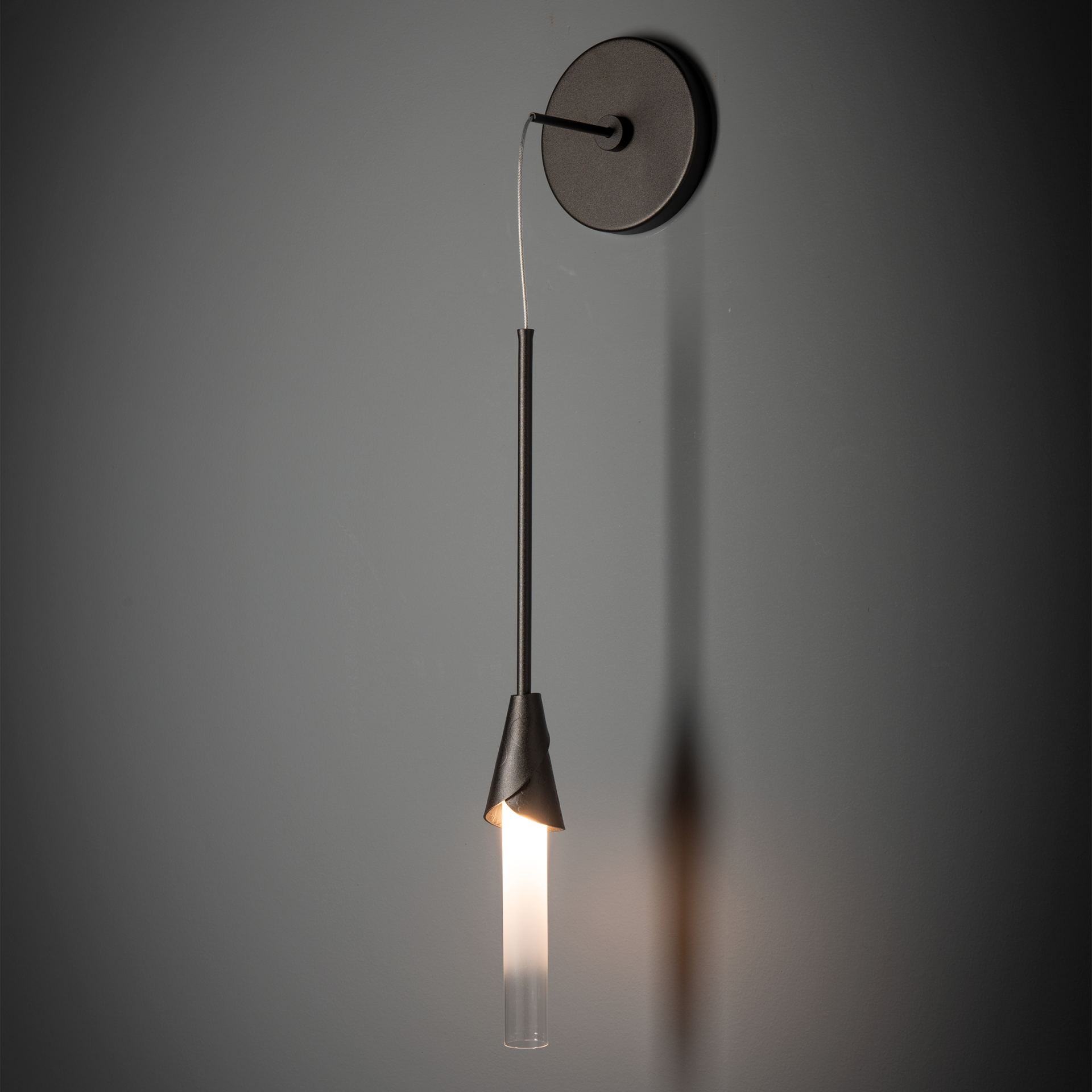 Lilium 1-Light Sconce