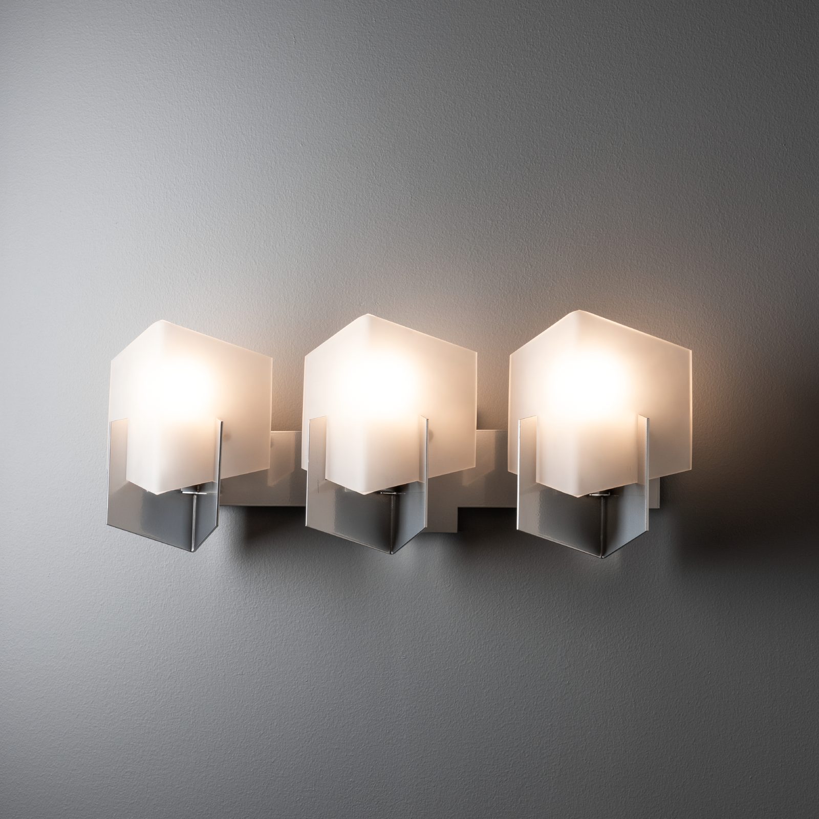 Prisma 3-Light Bath Sconce