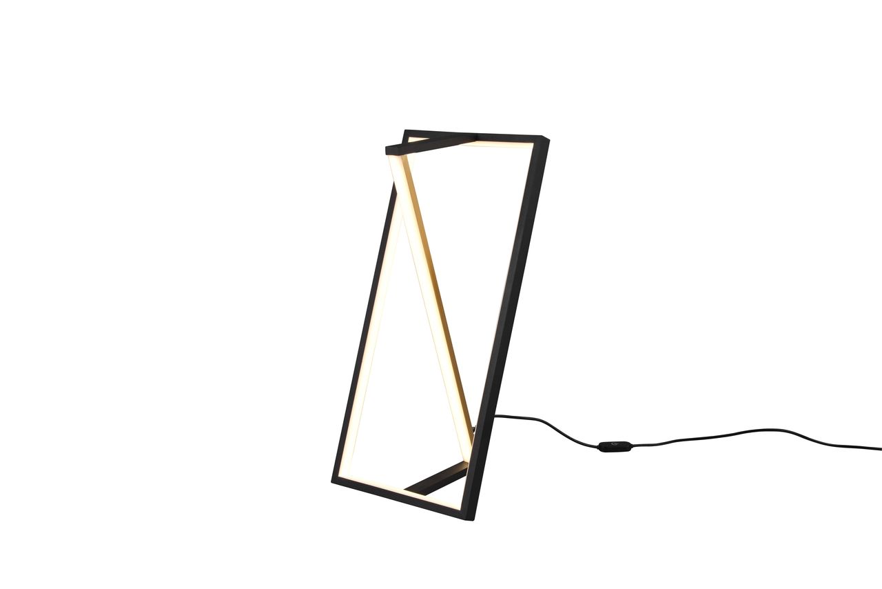 EDGE TABLE LAMP